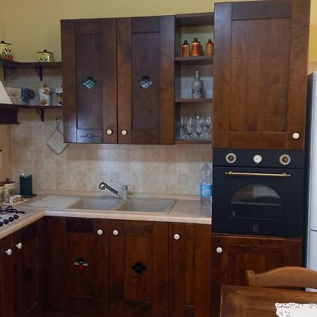 Domus Claudio Apartment Fiumicino Bagian luar foto