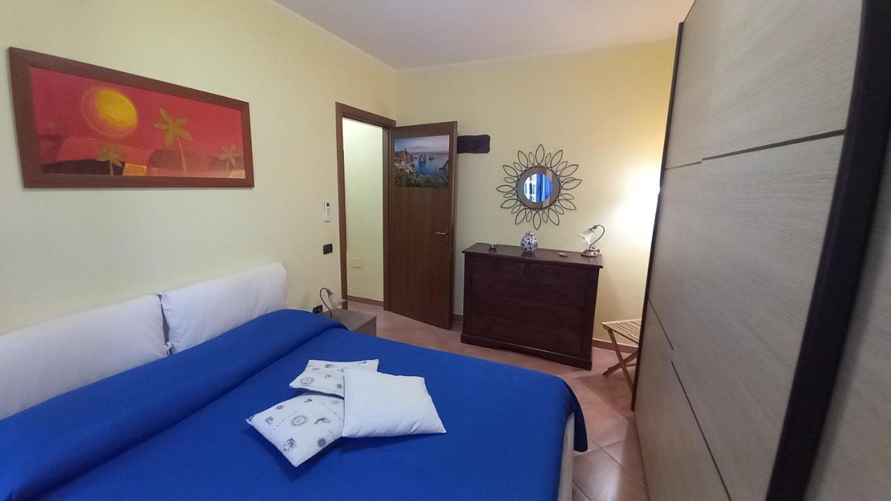Domus Claudio Apartment Fiumicino Bagian luar foto