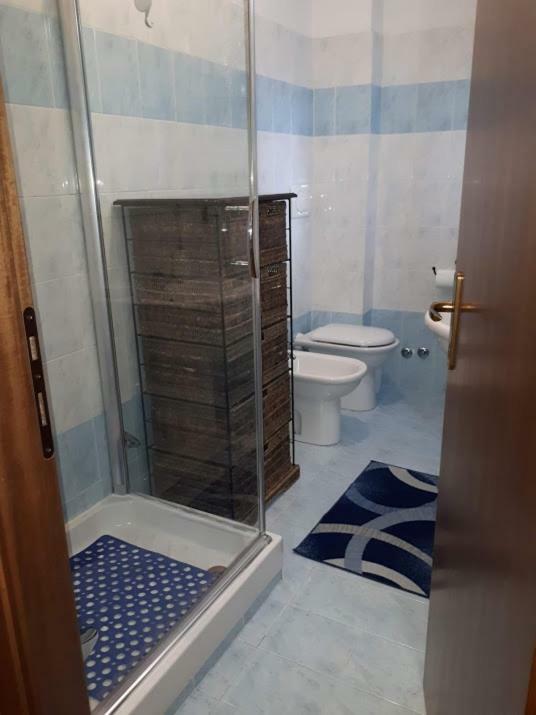 Domus Claudio Apartment Fiumicino Bagian luar foto